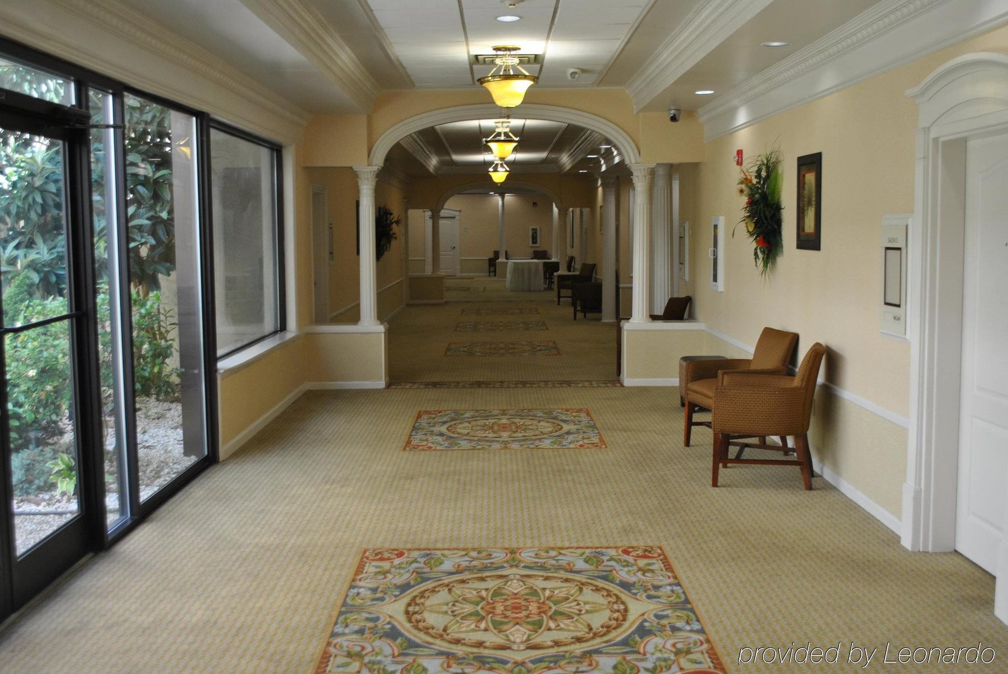 Doubletree By Hilton Fayetteville Extérieur photo
