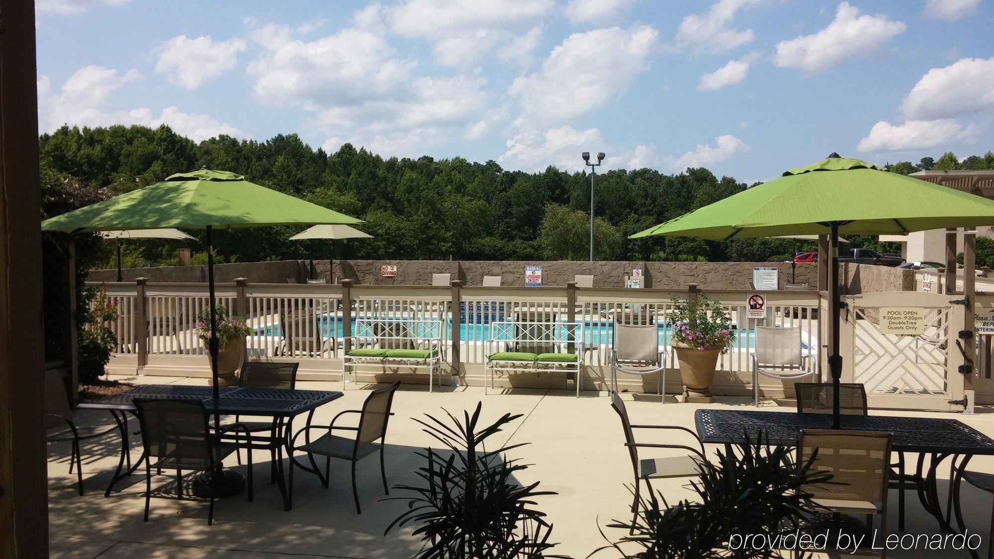 Doubletree By Hilton Fayetteville Extérieur photo