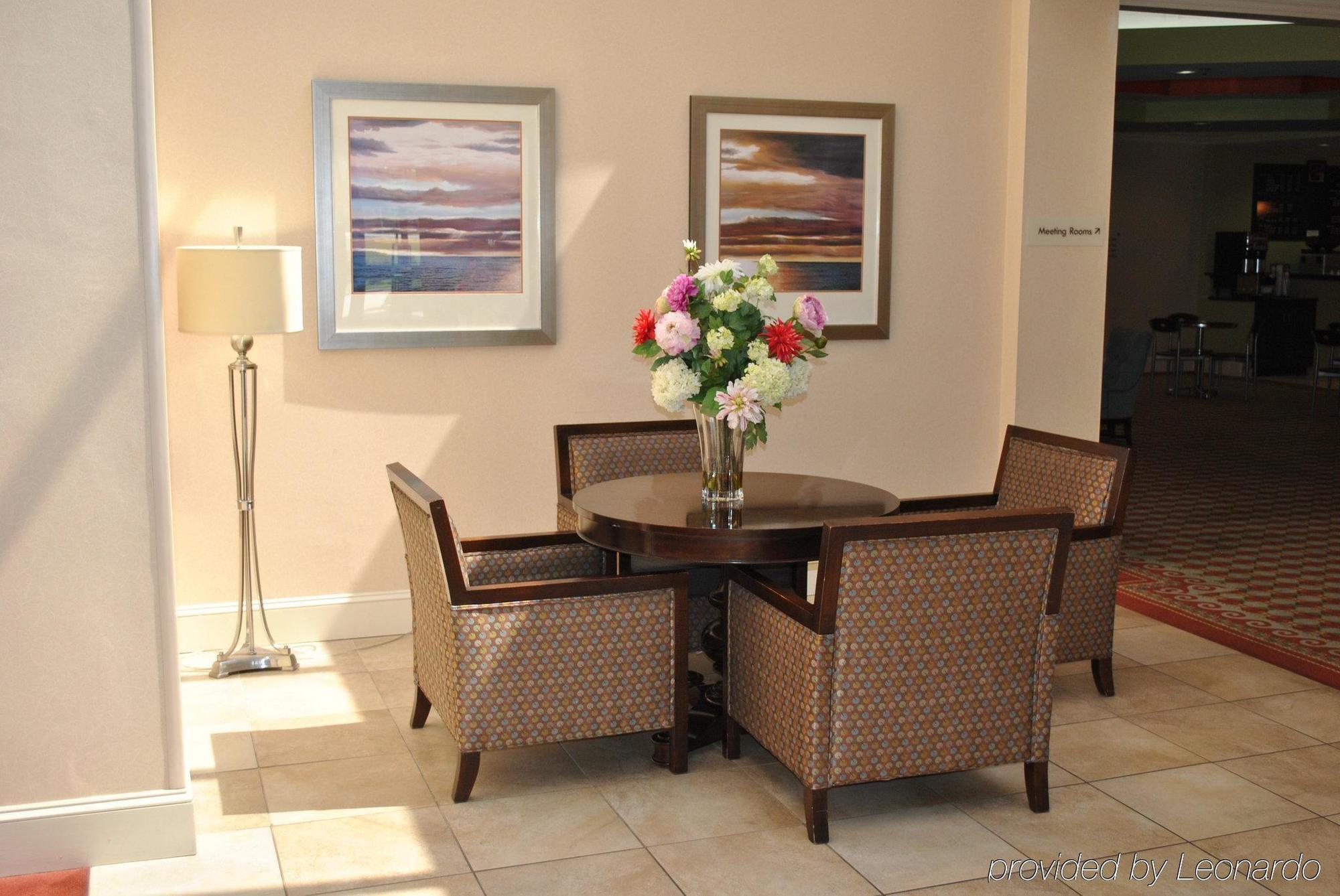 Doubletree By Hilton Fayetteville Extérieur photo