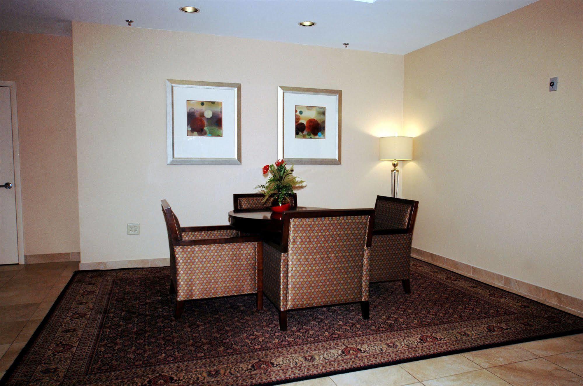 Doubletree By Hilton Fayetteville Extérieur photo